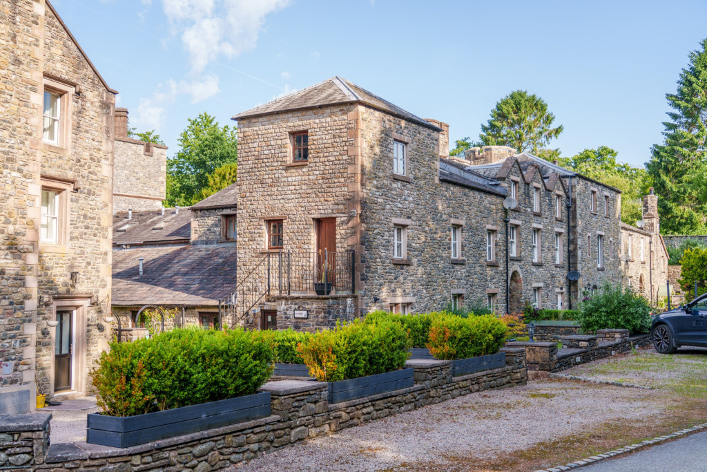 The Dovery - Ingmire Hall, Sedbergh