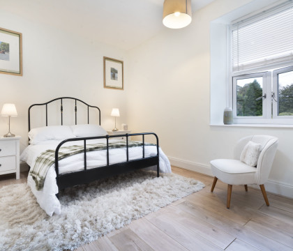 Three Bridges, Ulverston - Bedroom 1