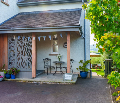 Stones Throw - Grayrigg near Kendal