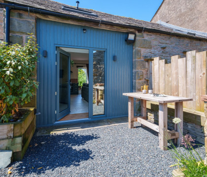 Yan Apartment - Amma Barns, Shap - Outside